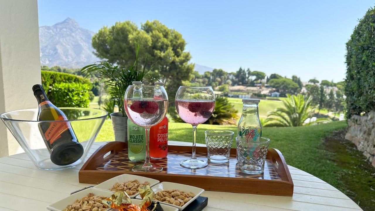 En Aloha Con Golf Y Piscina En Puerto Banus Marbella