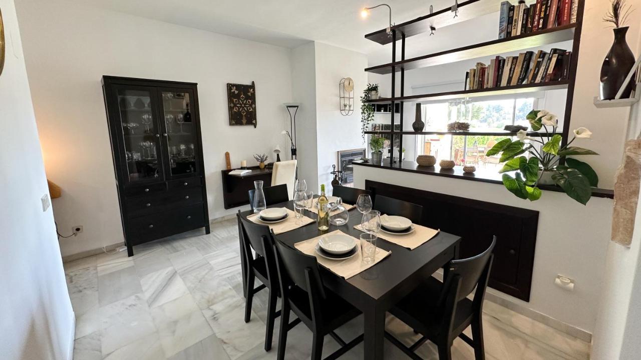Appartement En Aloha Con Golf Y Piscina En Puerto Banus Marbellac