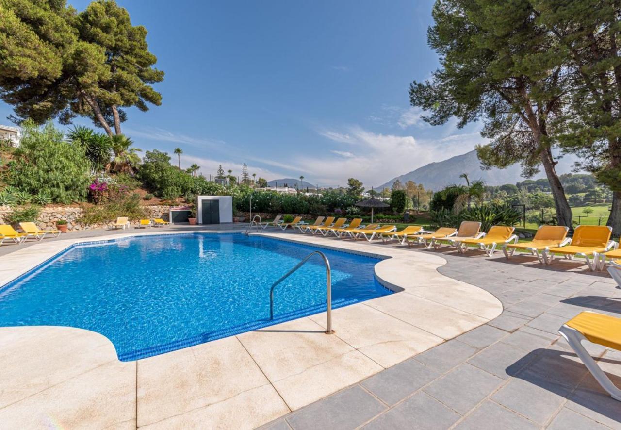 En Aloha Con Golf Y Piscina En Puerto Banus * Marbellac